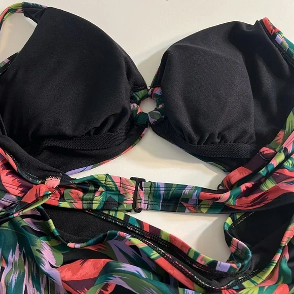 Time & Tru One Piece Swim Suit Black, Purple, Pink, green Floral print Sz 12-14 - Picture 8 of 8